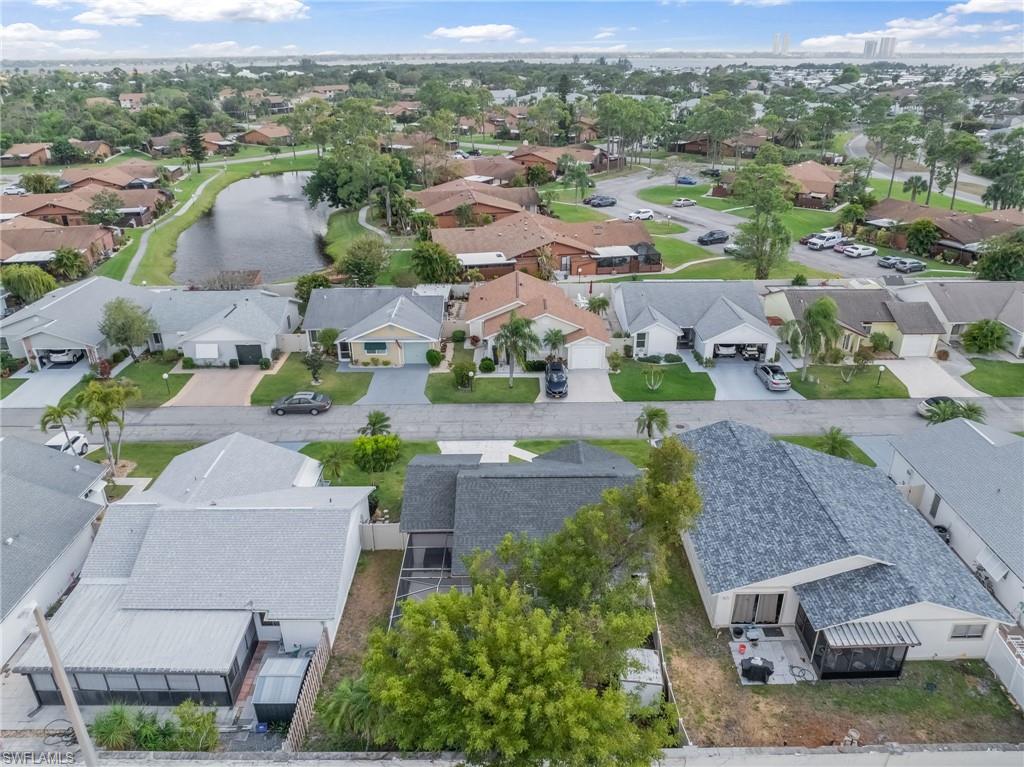 FOXMOOR LAKES - Residential