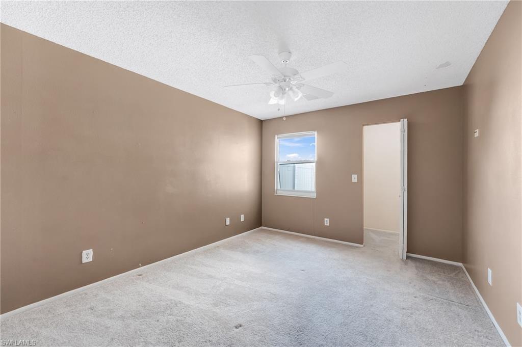 FOXMOOR LAKES - Residential