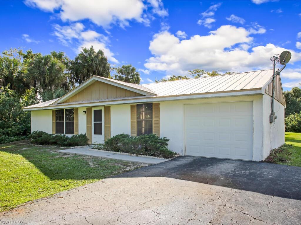 GOLDEN GATE ESTATES - Residential