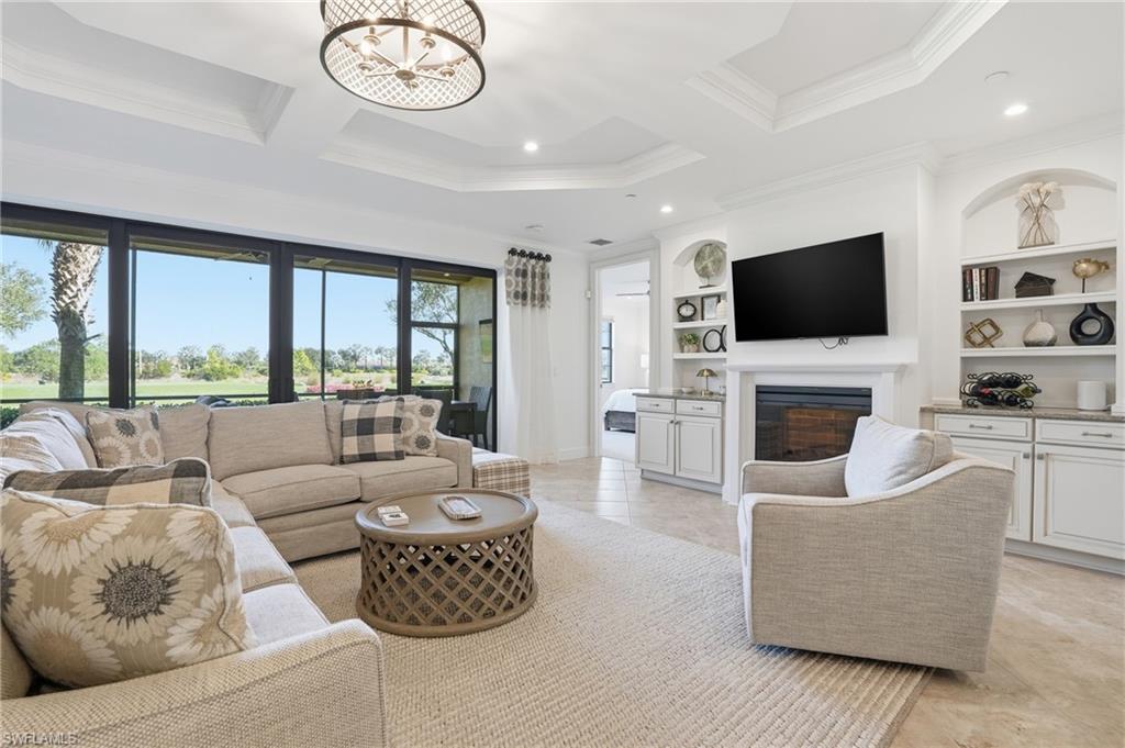 ESPLANADE - Residential