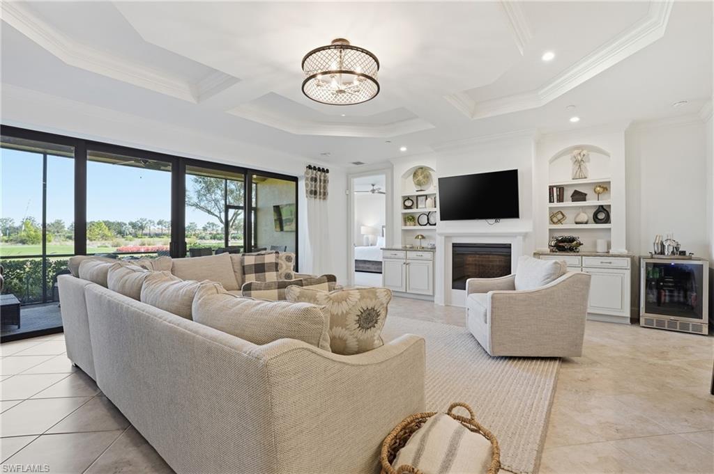 ESPLANADE - Residential