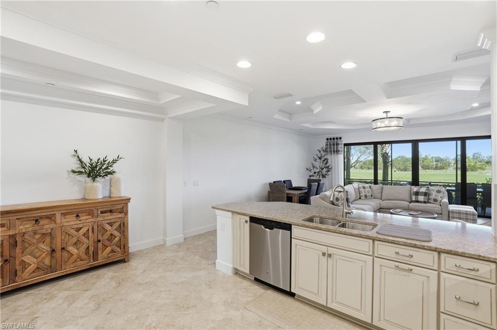 ESPLANADE - Residential