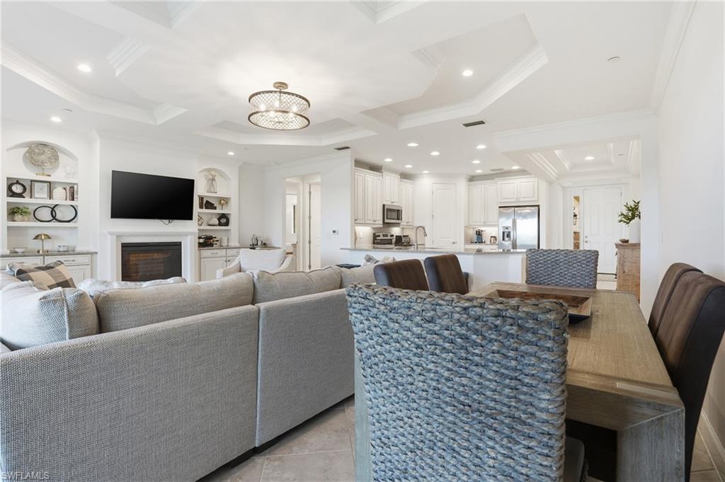 ESPLANADE - Residential