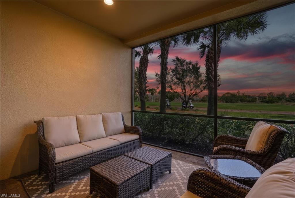 ESPLANADE - Residential