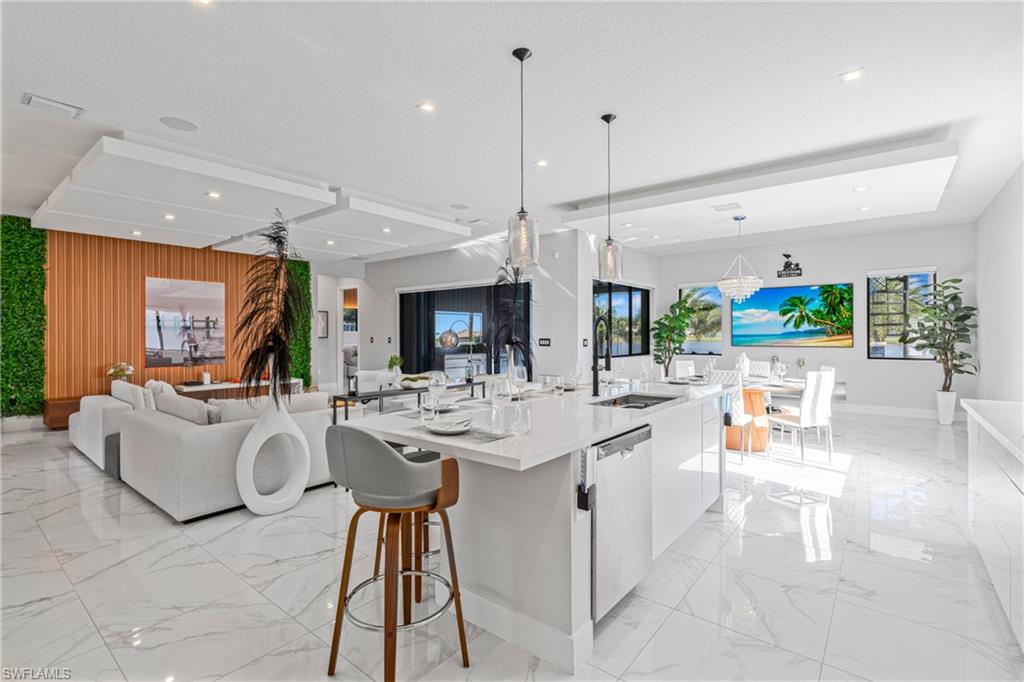 MAPLE RIDGE - Residential