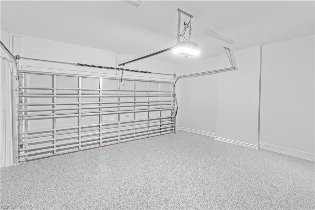 MAPLE RIDGE - Residential