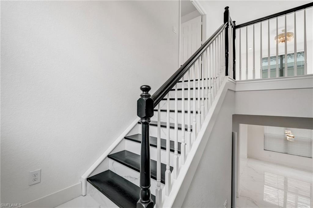 MARINA BAY - Residential Lease