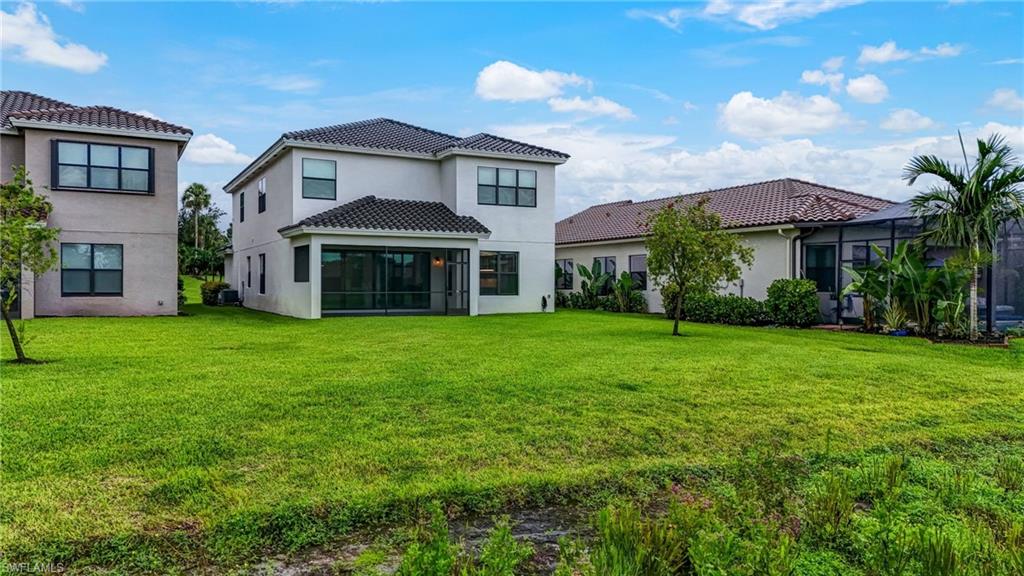 MARINA BAY - Residential Lease