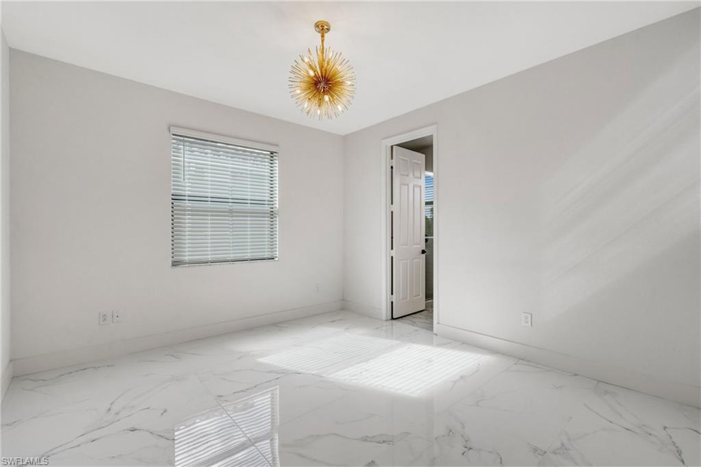 MARINA BAY - Residential Lease