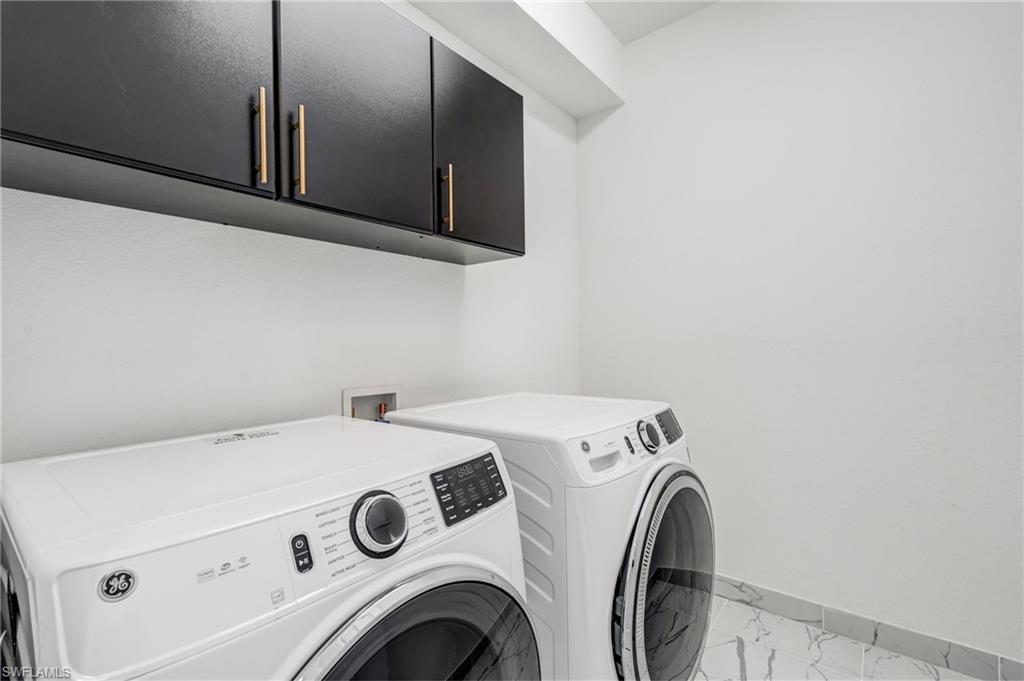 MARINA BAY - Residential Lease