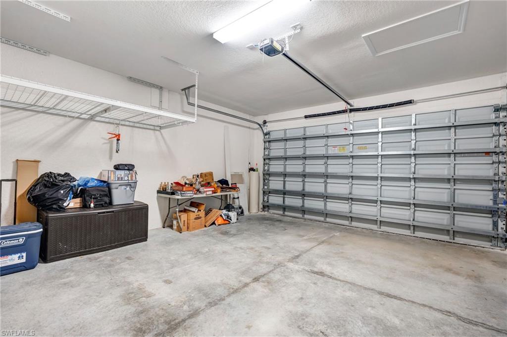 MARINA BAY - Residential Lease