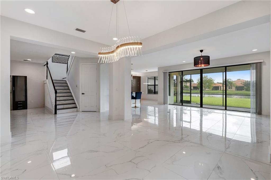 MARINA BAY - Residential Lease