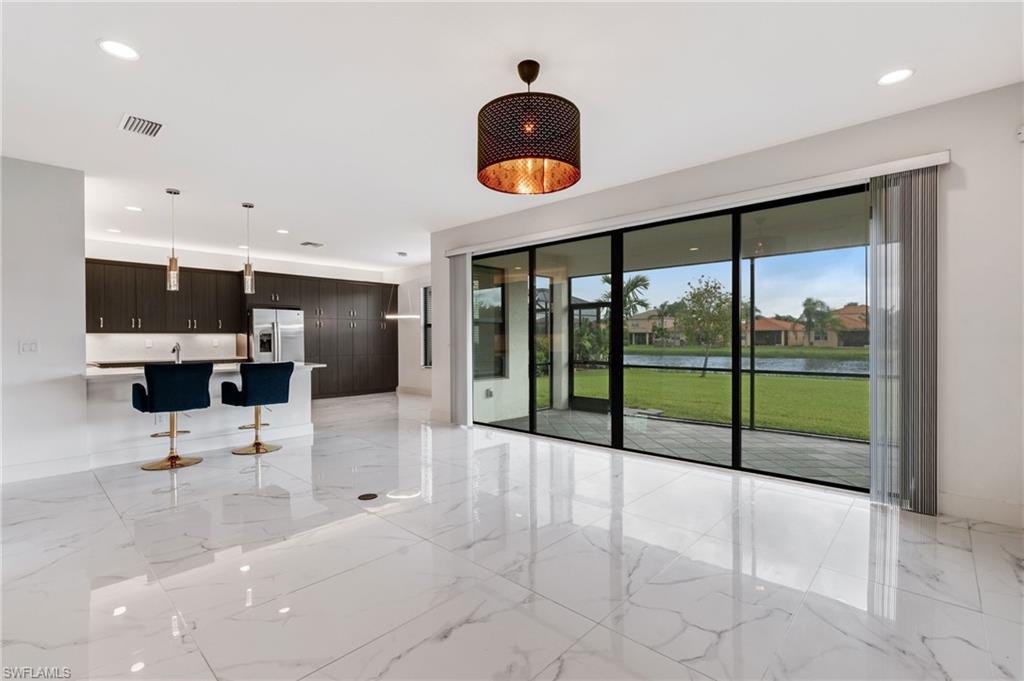 MARINA BAY - Residential Lease