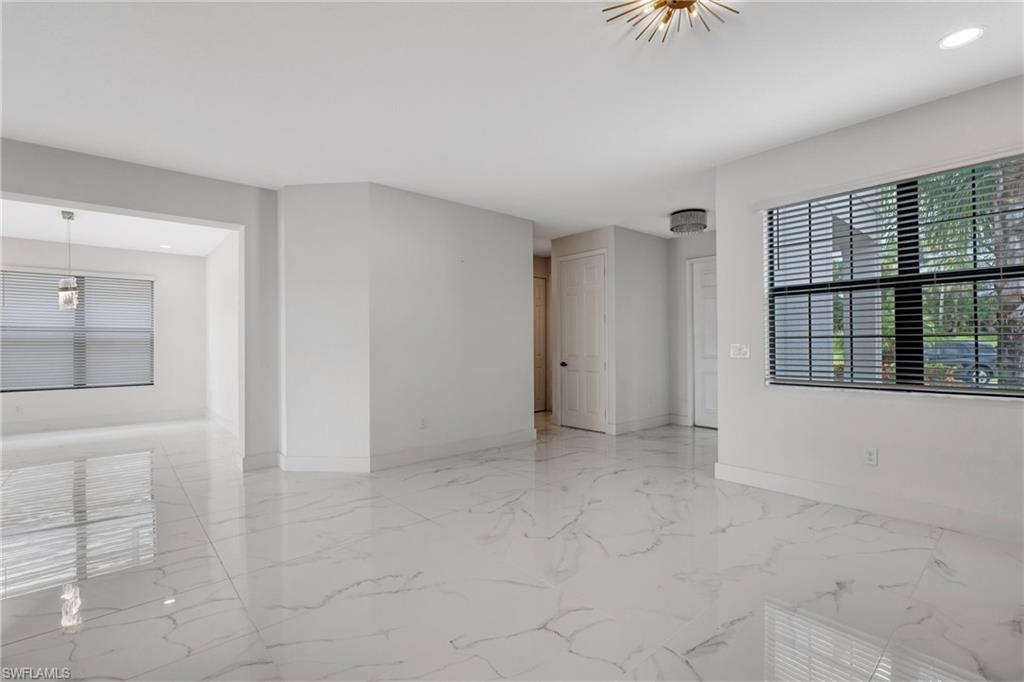 MARINA BAY - Residential Lease