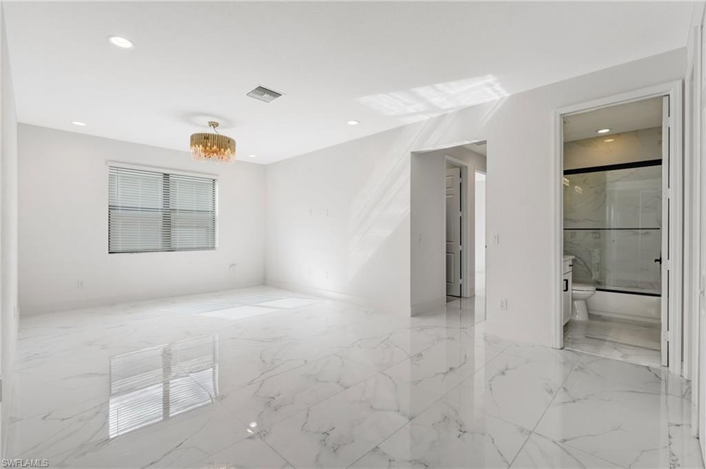 MARINA BAY - Residential Lease