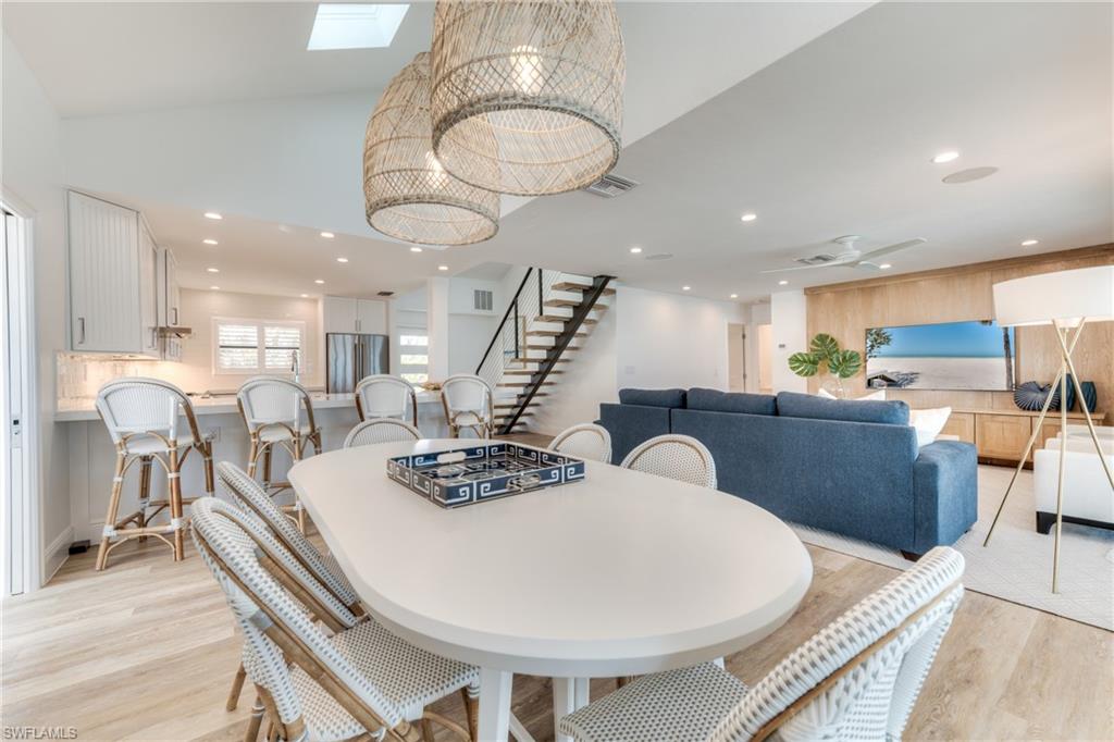 BEACH HOMES - Residential