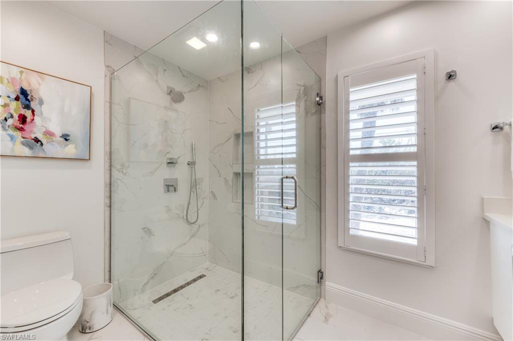 BEACH HOMES - Residential