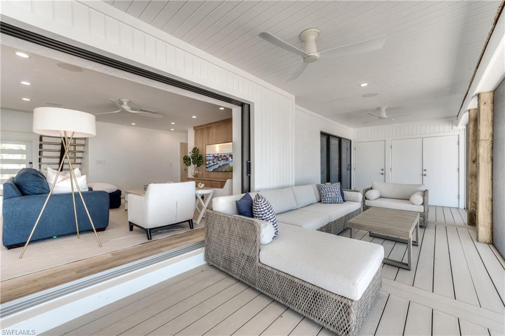 BEACH HOMES - Residential