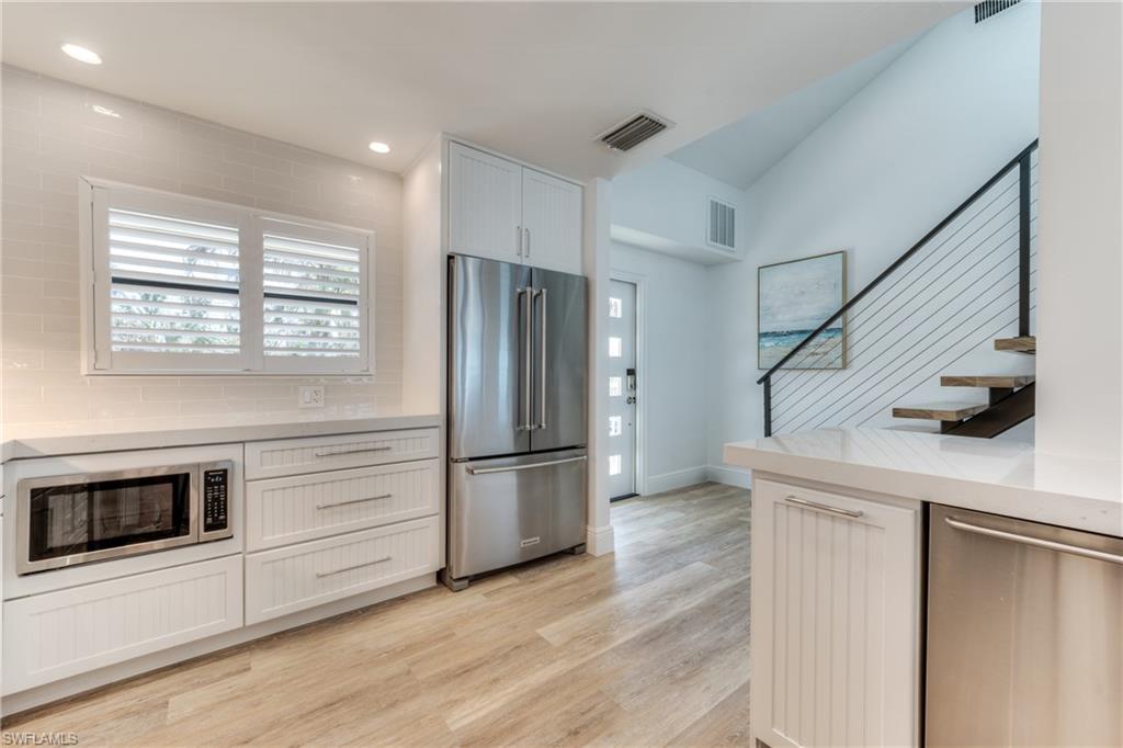 BEACH HOMES - Residential