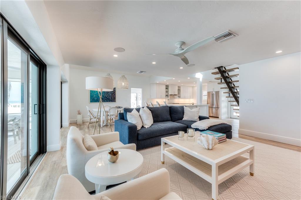 BEACH HOMES - Residential