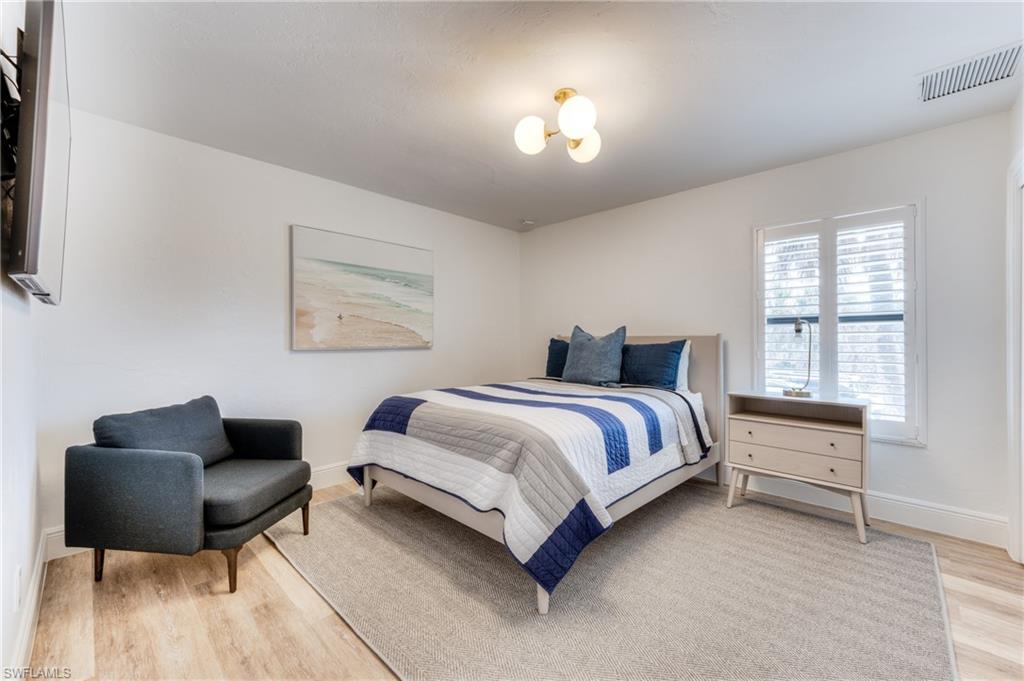 BEACH HOMES - Residential