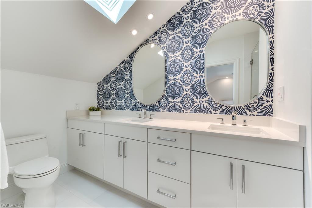 BEACH HOMES - Residential