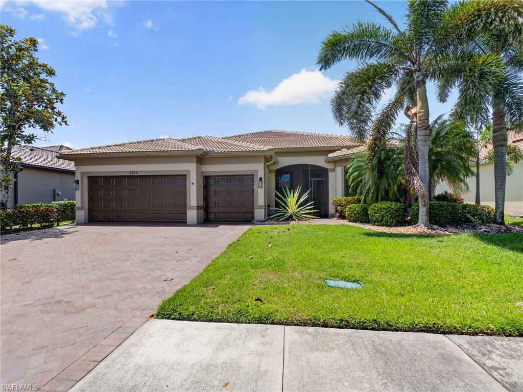 6124 Victory DR