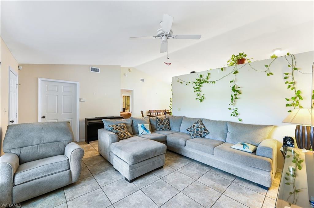 FOREST LAKES - Residential