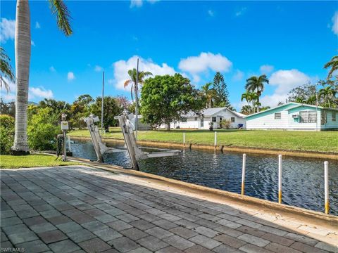27571 Tarpon WAY BONITA SPRINGS FL 34134
