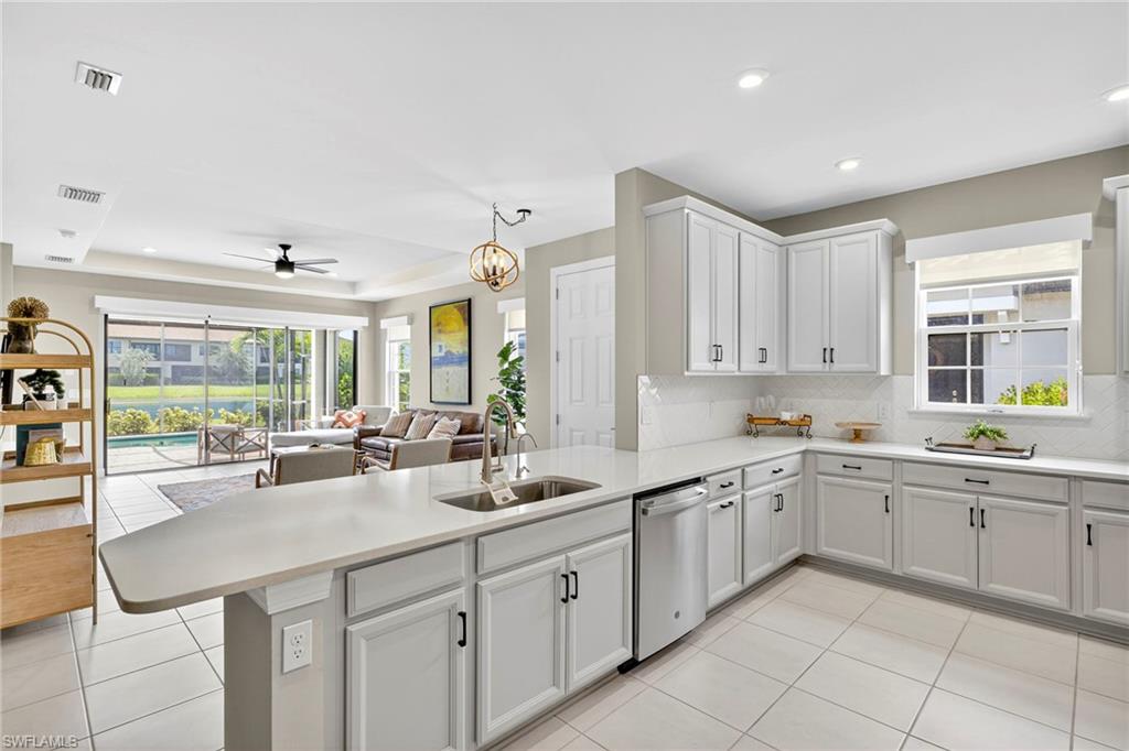 ESPLANADE BY THE ISLANDS - Residential