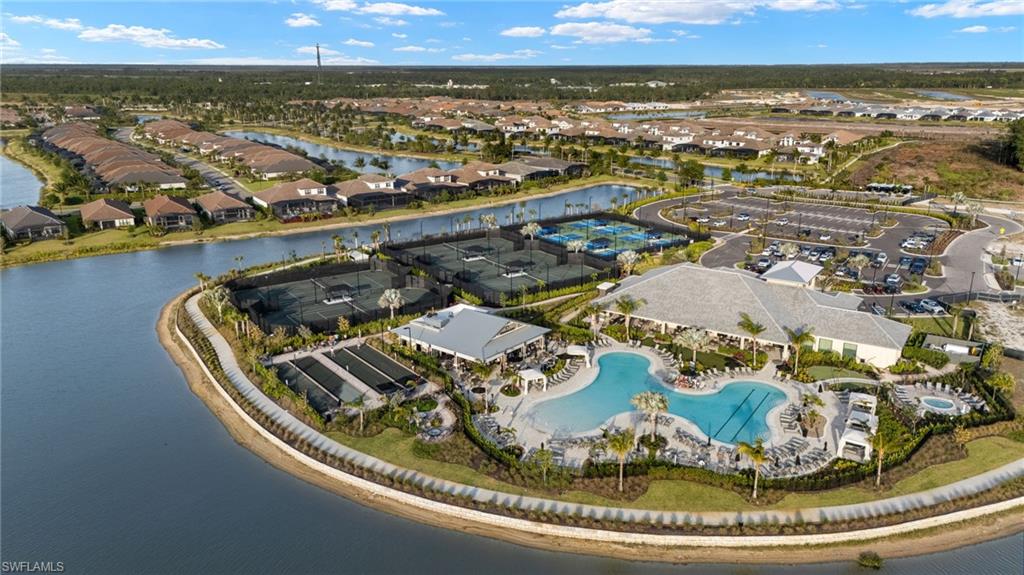 ESPLANADE BY THE ISLANDS - Residential