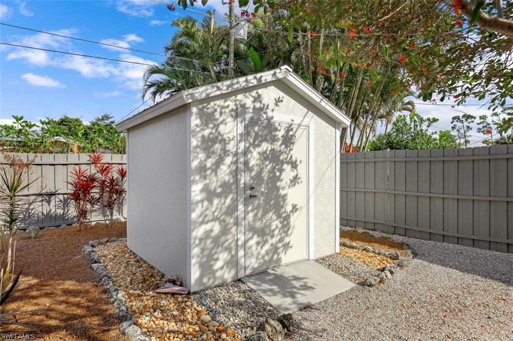 PALM RIVER ESTATES - Residential