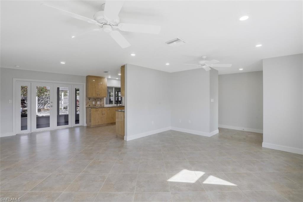 PALM RIVER ESTATES - Residential