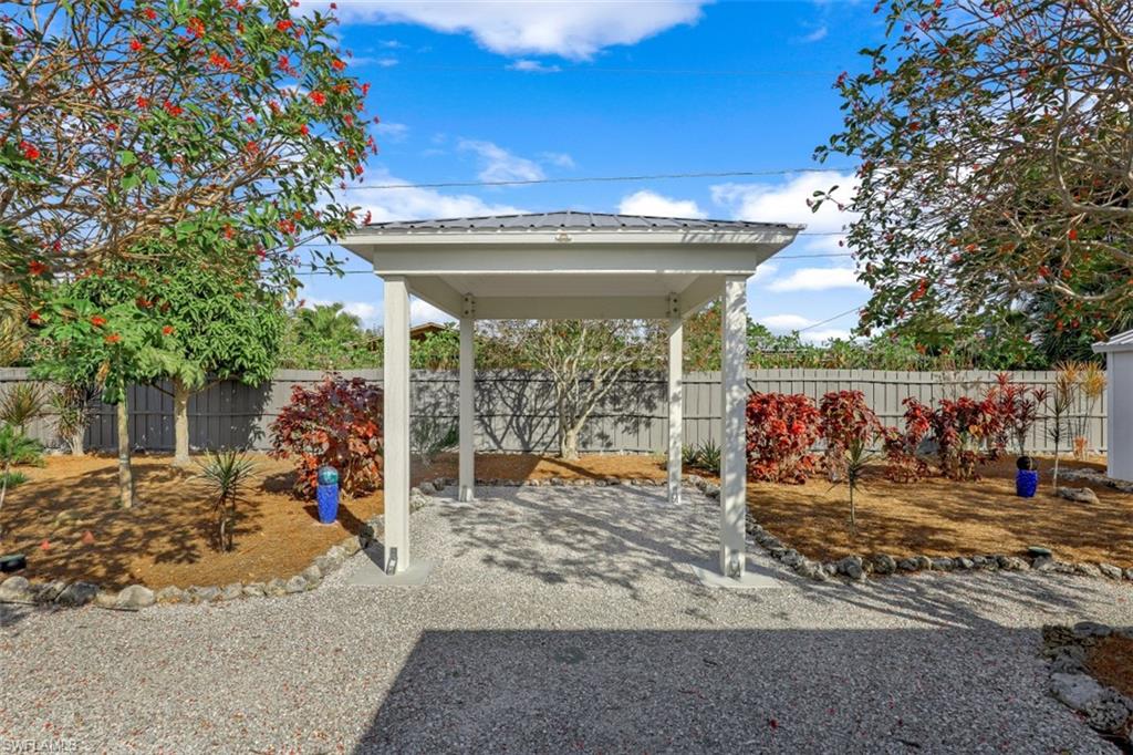 PALM RIVER ESTATES - Residential