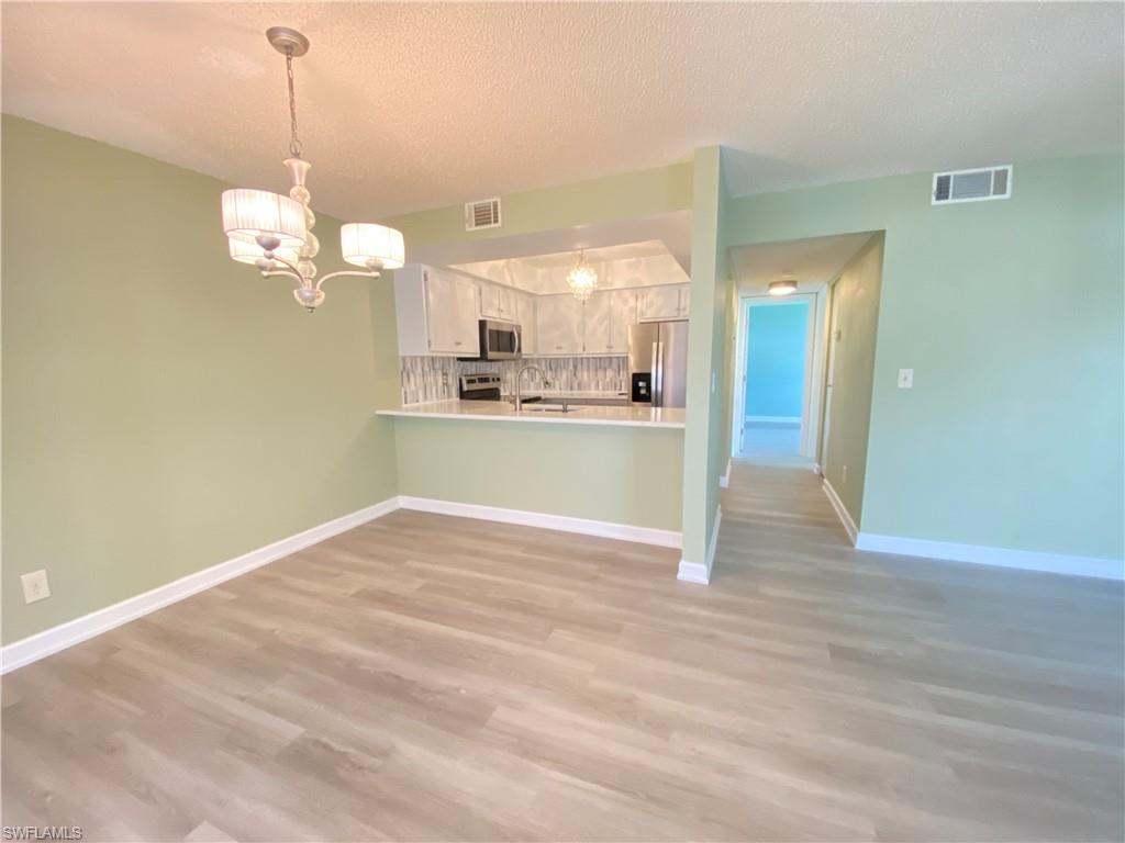 FOXMOOR VILLAGE CONDO - Residential