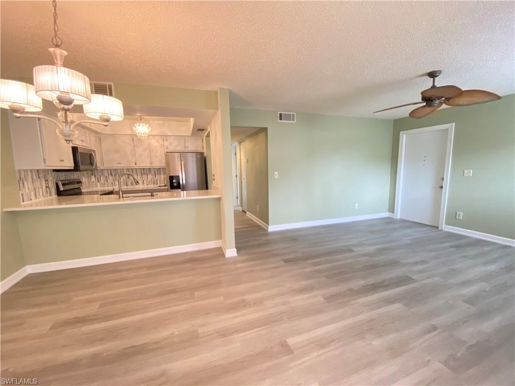 FOXMOOR VILLAGE CONDO - Residential