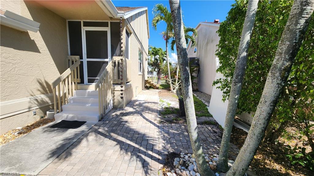 ISLAND PARK WOODS - Residential Lease