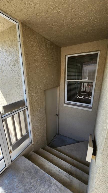 ISLAND PARK WOODS - Residential Lease