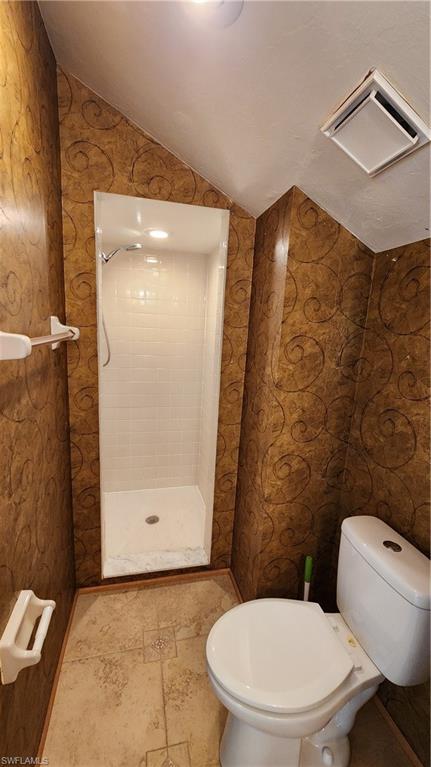 ISLAND PARK WOODS - Residential Lease