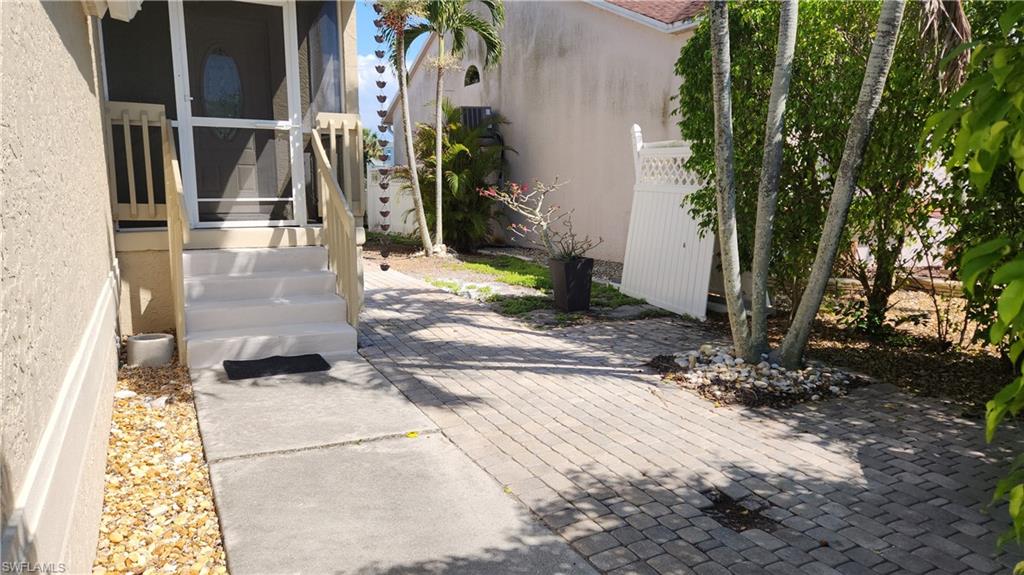 ISLAND PARK WOODS - Residential Lease