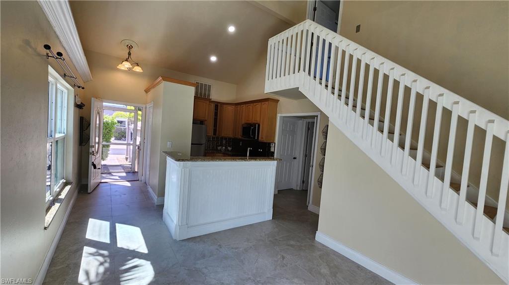 ISLAND PARK WOODS - Residential Lease