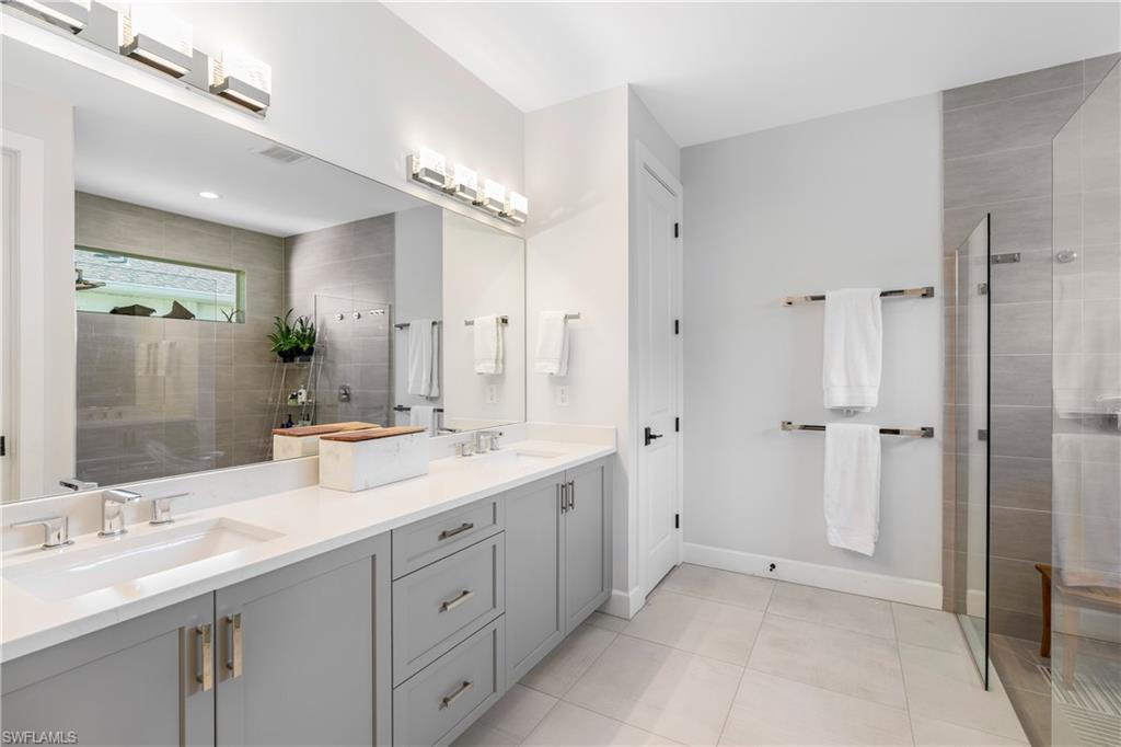 CHATHAM WOODS - Residential