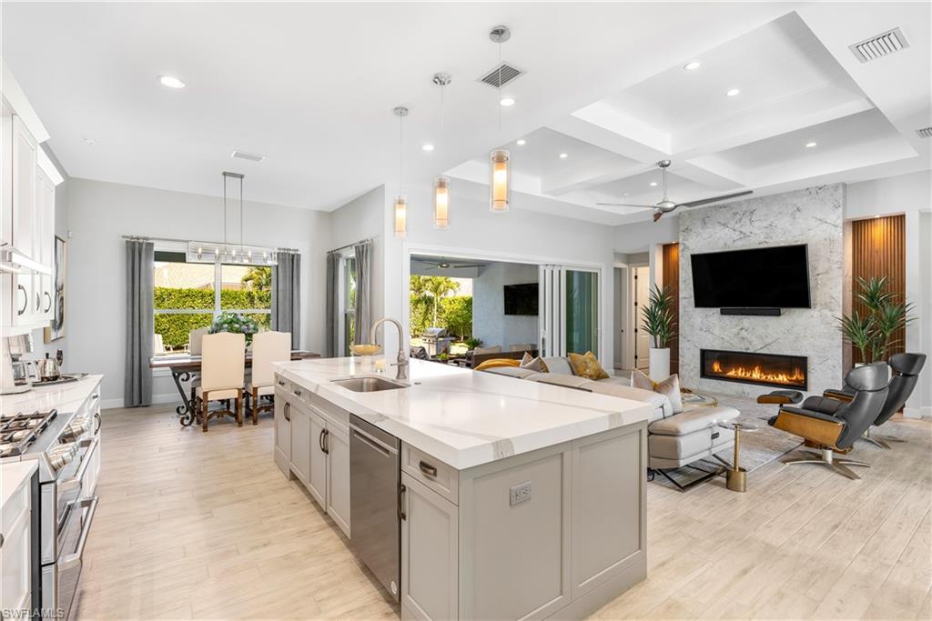 CHATHAM WOODS - Residential