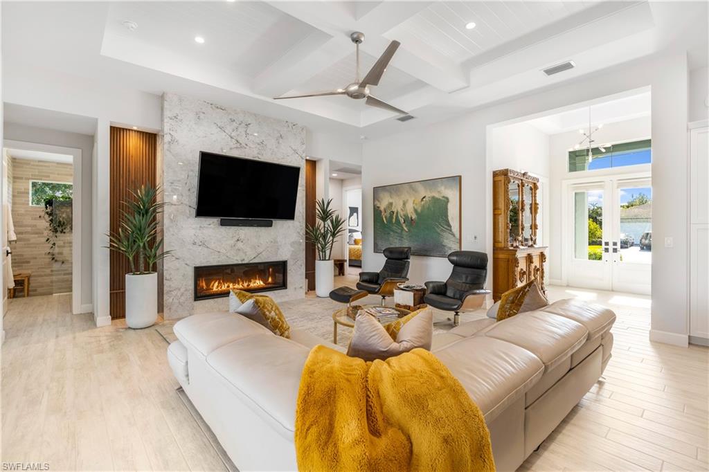 CHATHAM WOODS - Residential