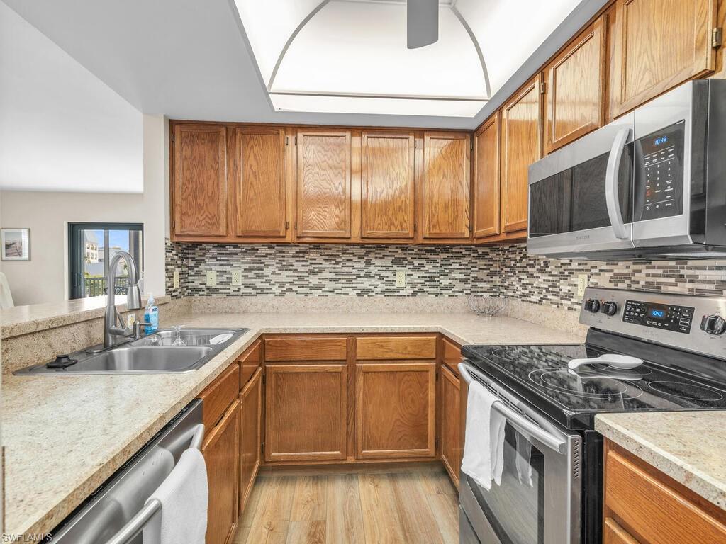 SWALLOWS OF SAN MARCO - Residential