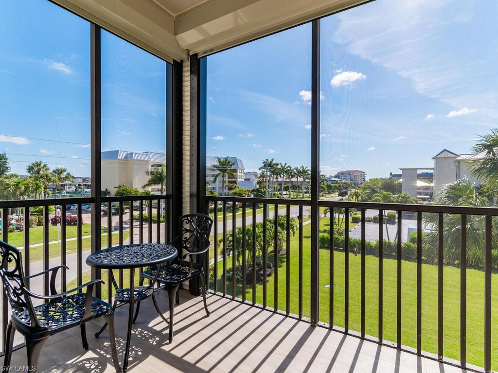 SWALLOWS OF SAN MARCO - Residential