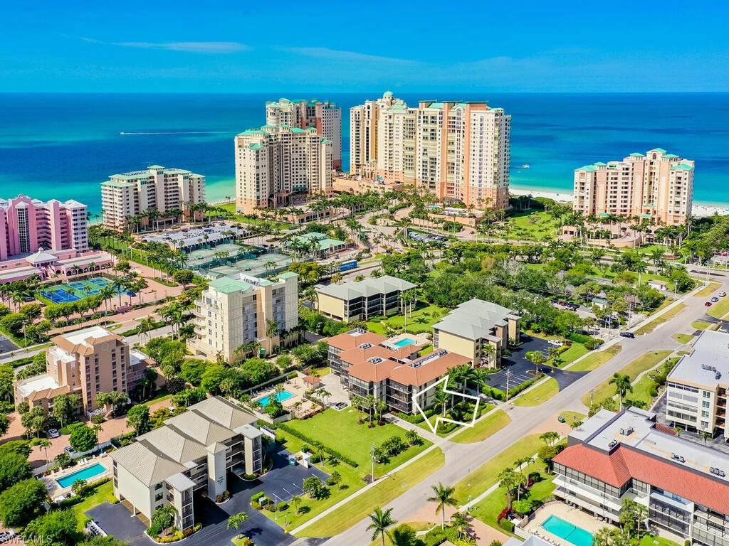 SWALLOWS OF SAN MARCO - Residential