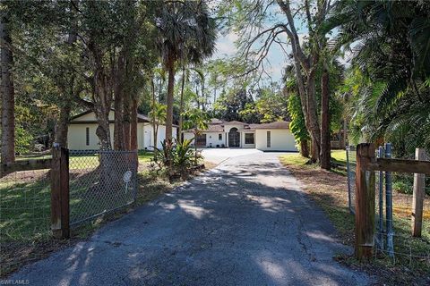 5530 Palmetto Woods DR NAPLES FL 34119