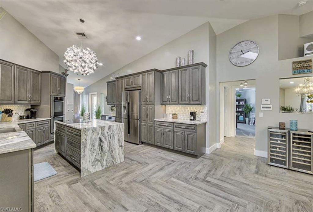 SAN CARLOS ESTATES - Residential