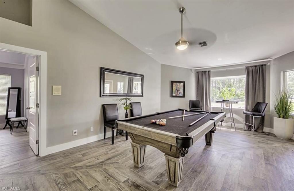 SAN CARLOS ESTATES - Residential